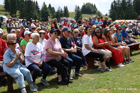 07-Spominska slovesnost na Menini planini (28)